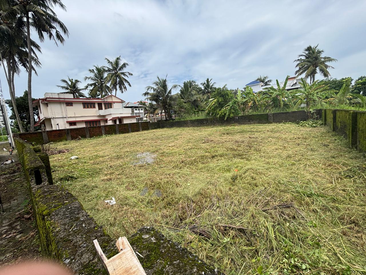 10.300Cents of Prime Residential Property