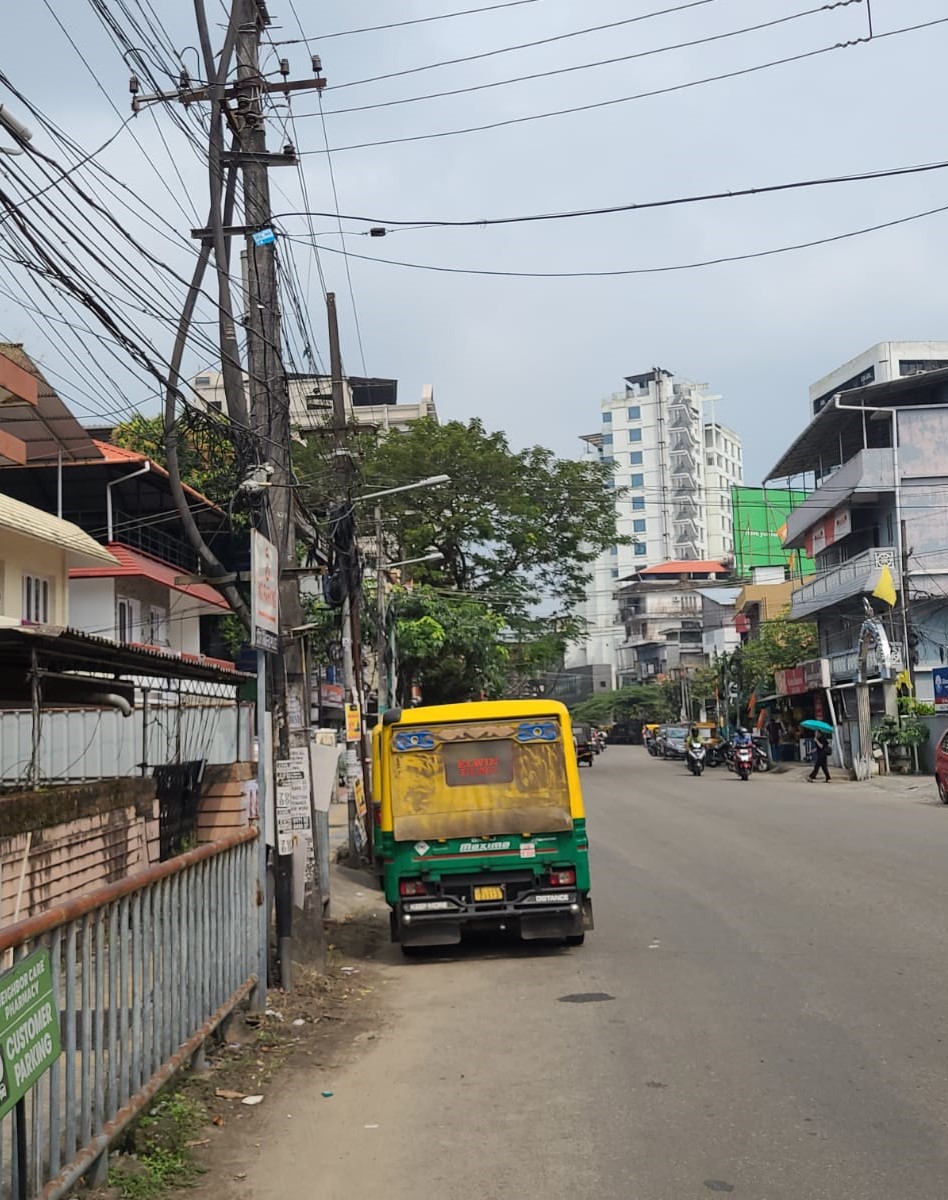 10 cents of commercial land - for sale in kadavanthra, Kochi ( Ernakulam ), Kerala