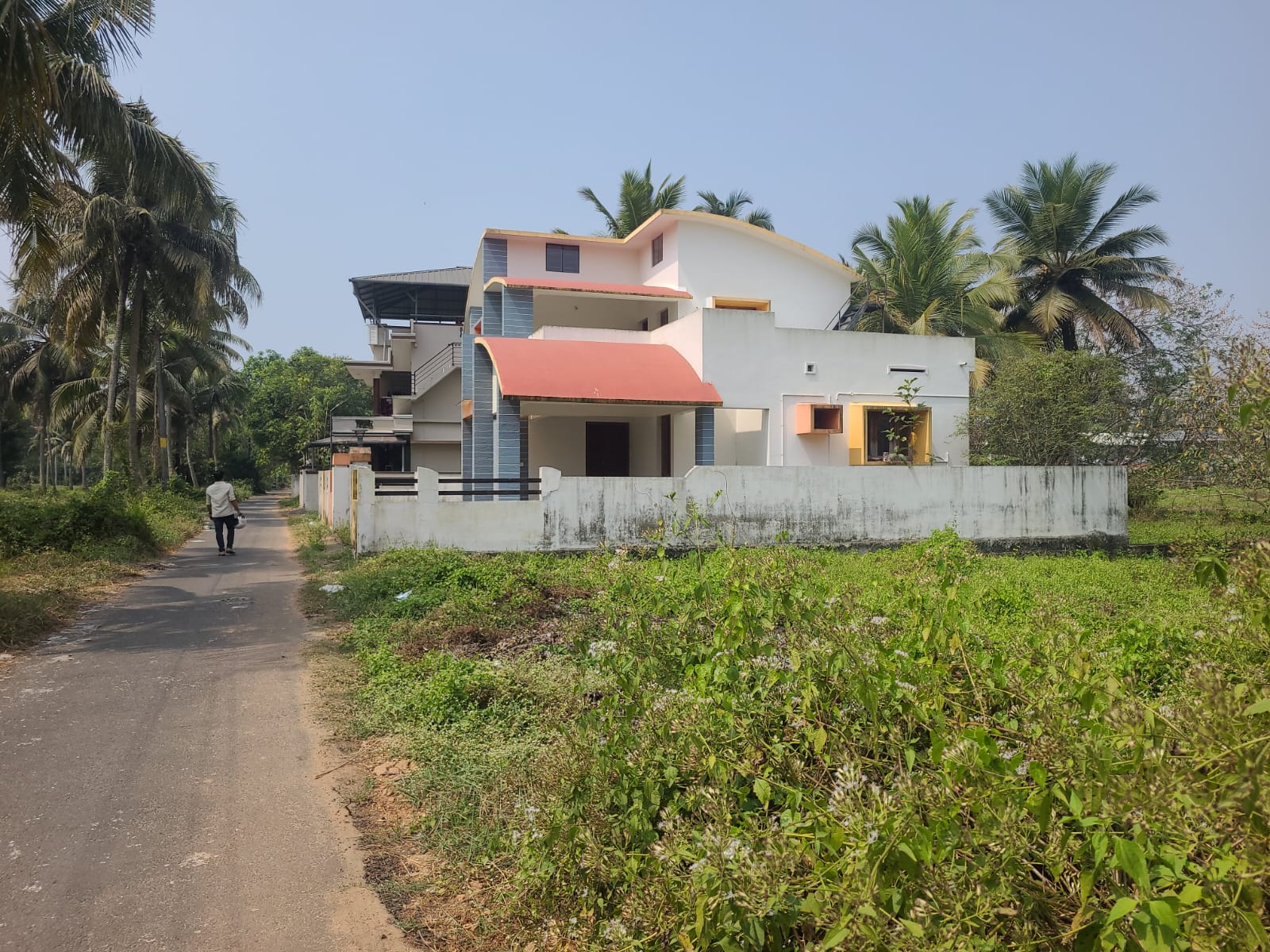 10 cents of Land - for sale in Koonamav, Kochi ( Ernakulam ), Kerala