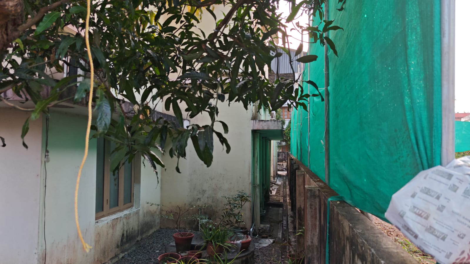 10 cents of Land and a old House