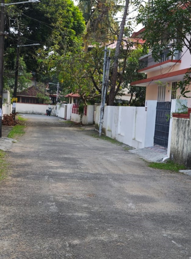 10 cents of Land and a old House