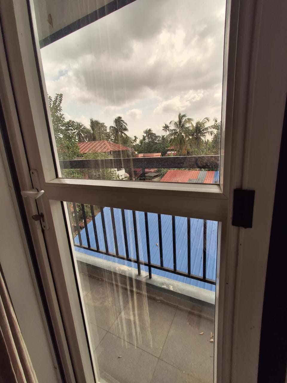 1000sqft 2BHK Fully furnished Flat