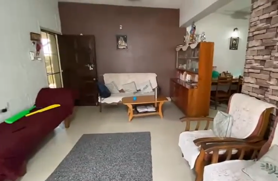 1000sqft 2BHK SemiFurnished Apartment