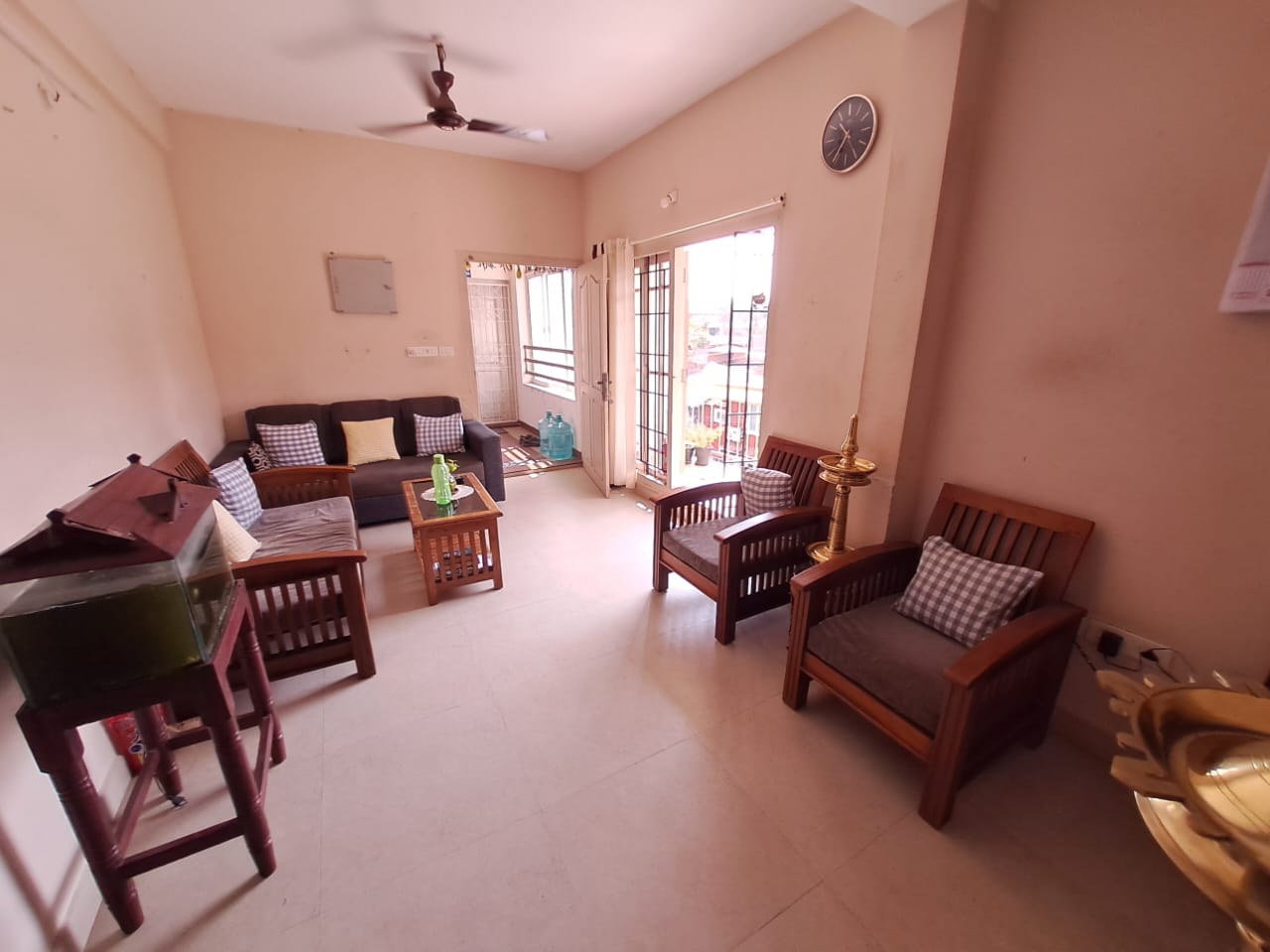 1000sqft 2BHK Semifurnished Apartment - for sale in Vyttila, Kochi ( Ernakulam ), Kerala