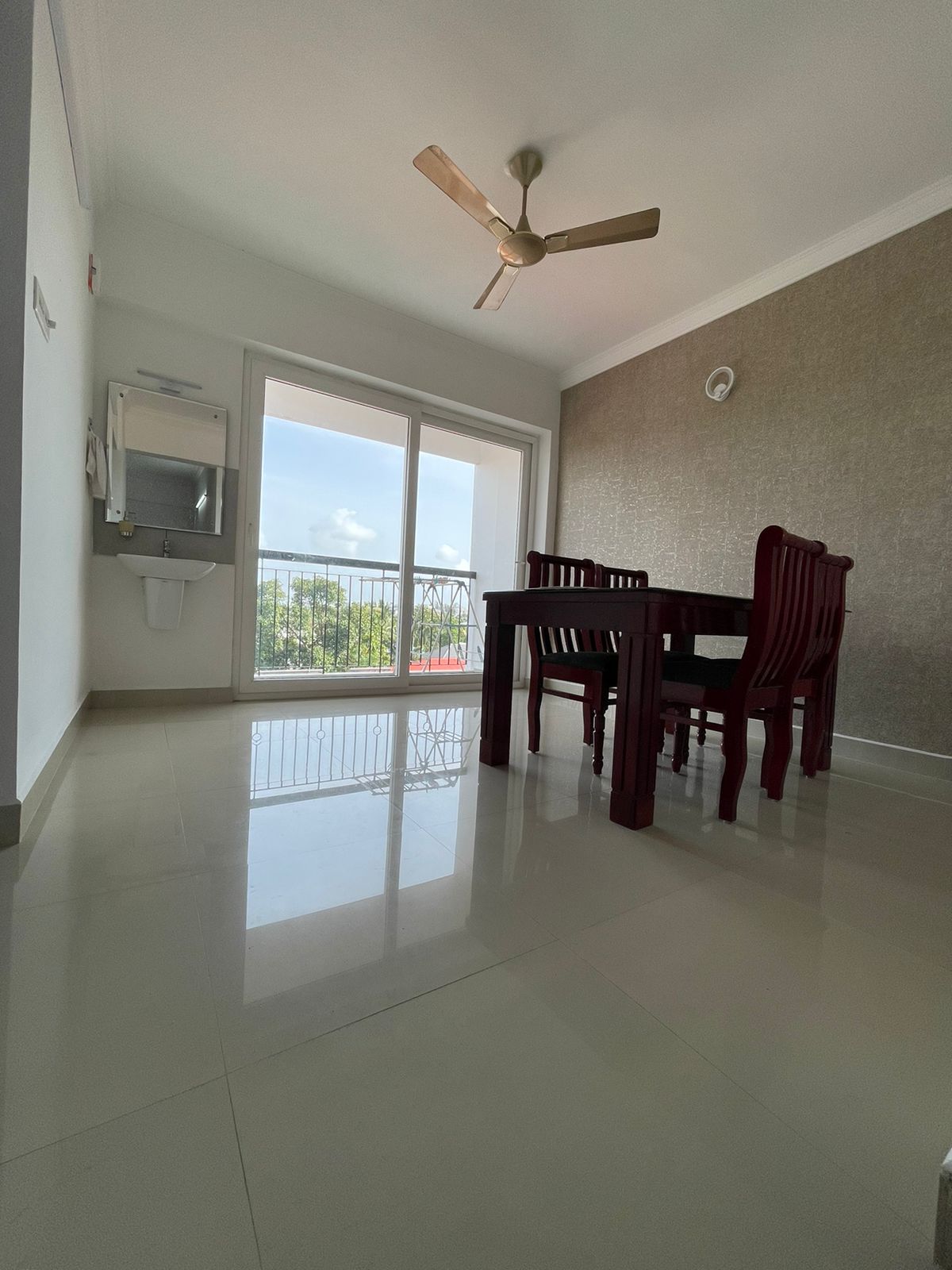1060sqft 2BHK Fully Furnished Flat in Kaloor