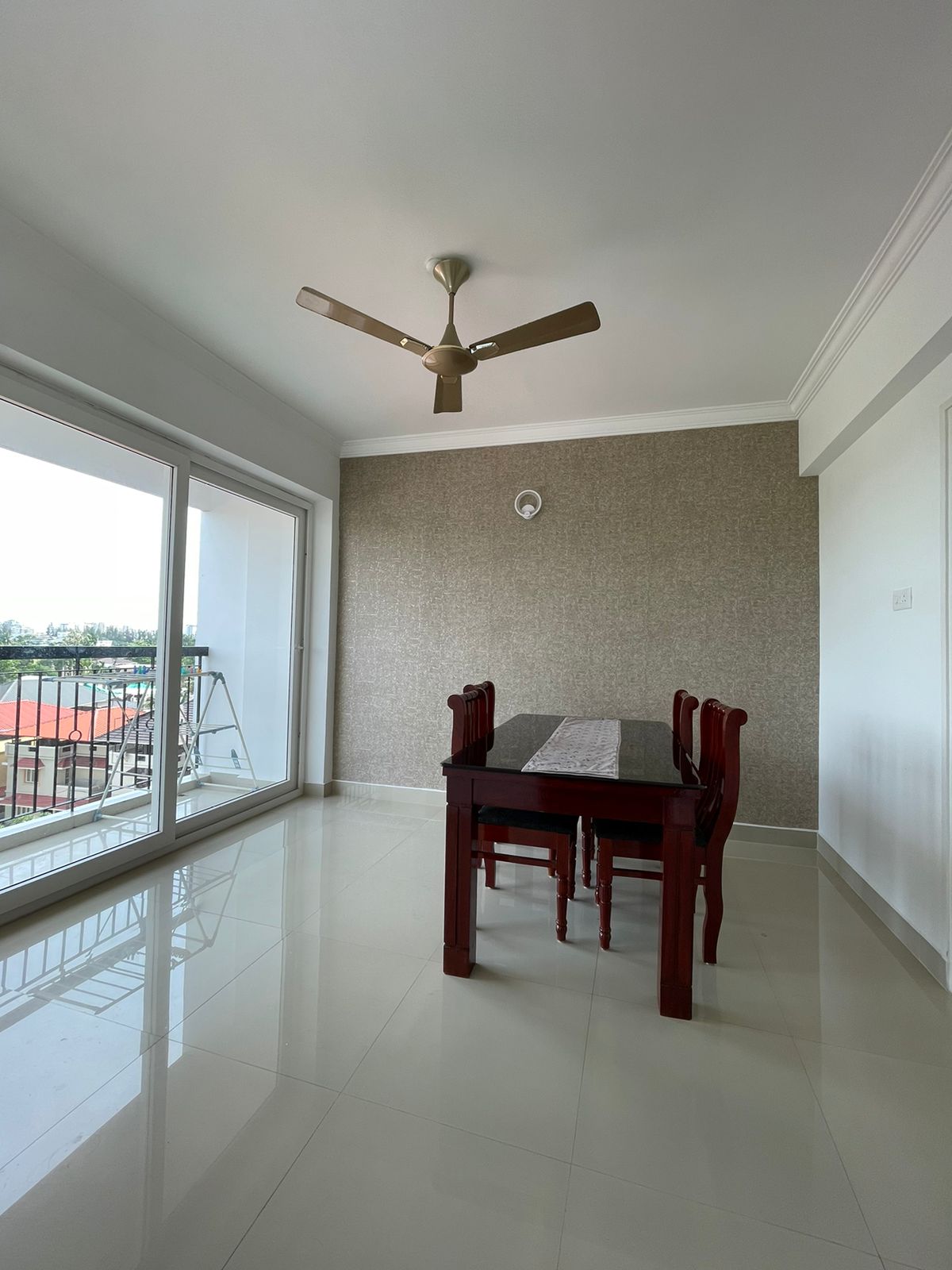 1060sqft 2BHK Fully Furnished Flat in Kaloor