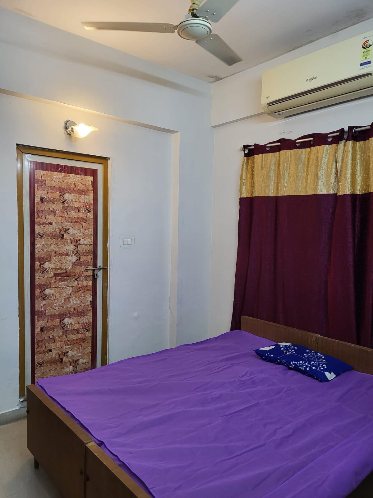 1100sqft 3BHK Furnished Apartment