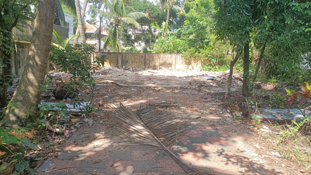 12 cents of Land - for sale in Fortkochi, Kochi ( Ernakulam ), Kerala