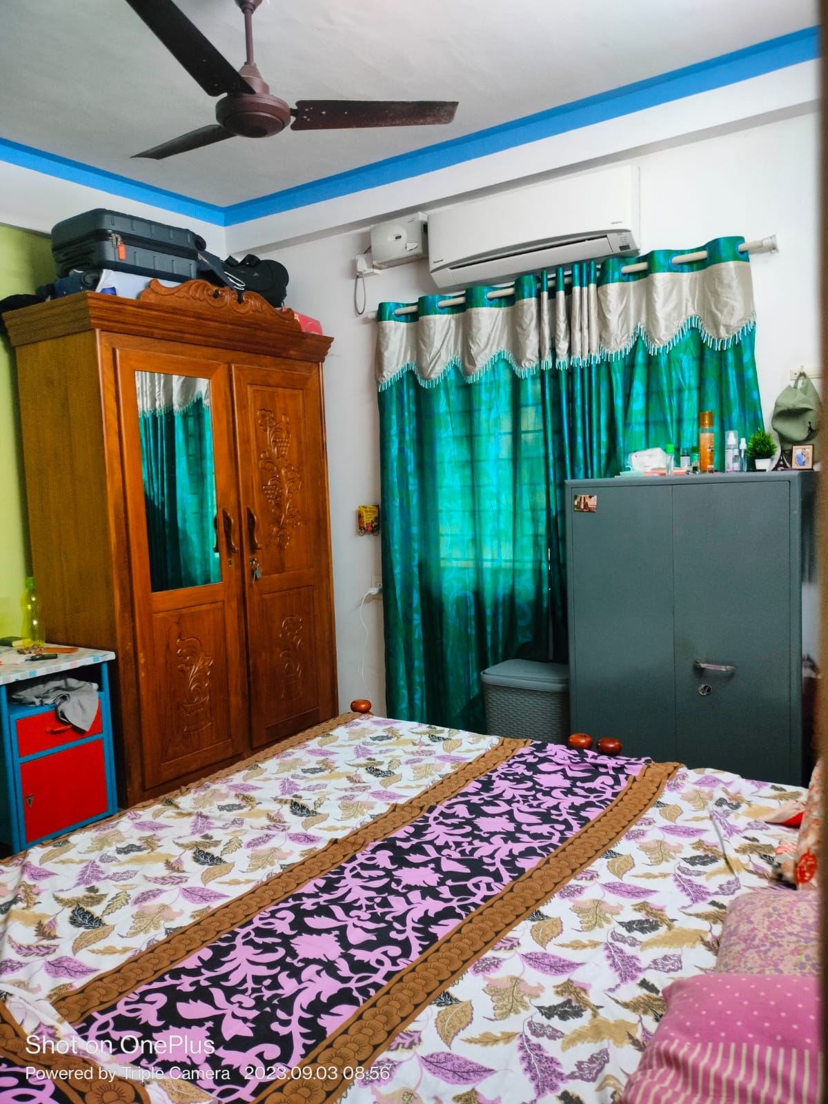 1200sqft 3BHK Fully furnished Apartment