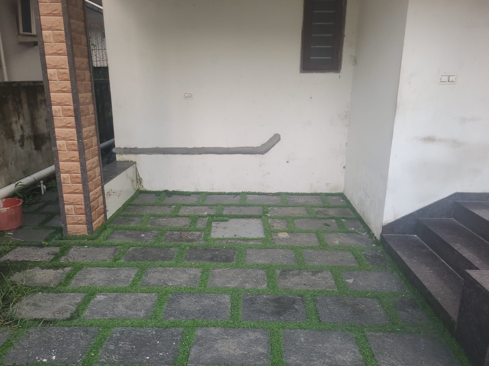 1200sqft 3BHK Semifurnished New House