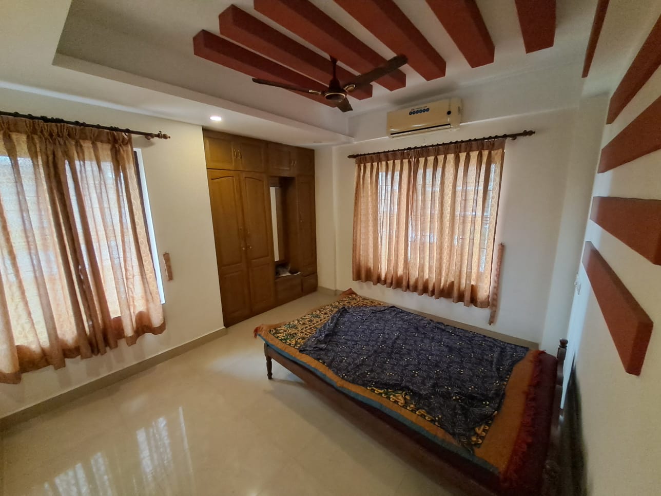 1250sqft 2BHK+Study Semi furnished Flat