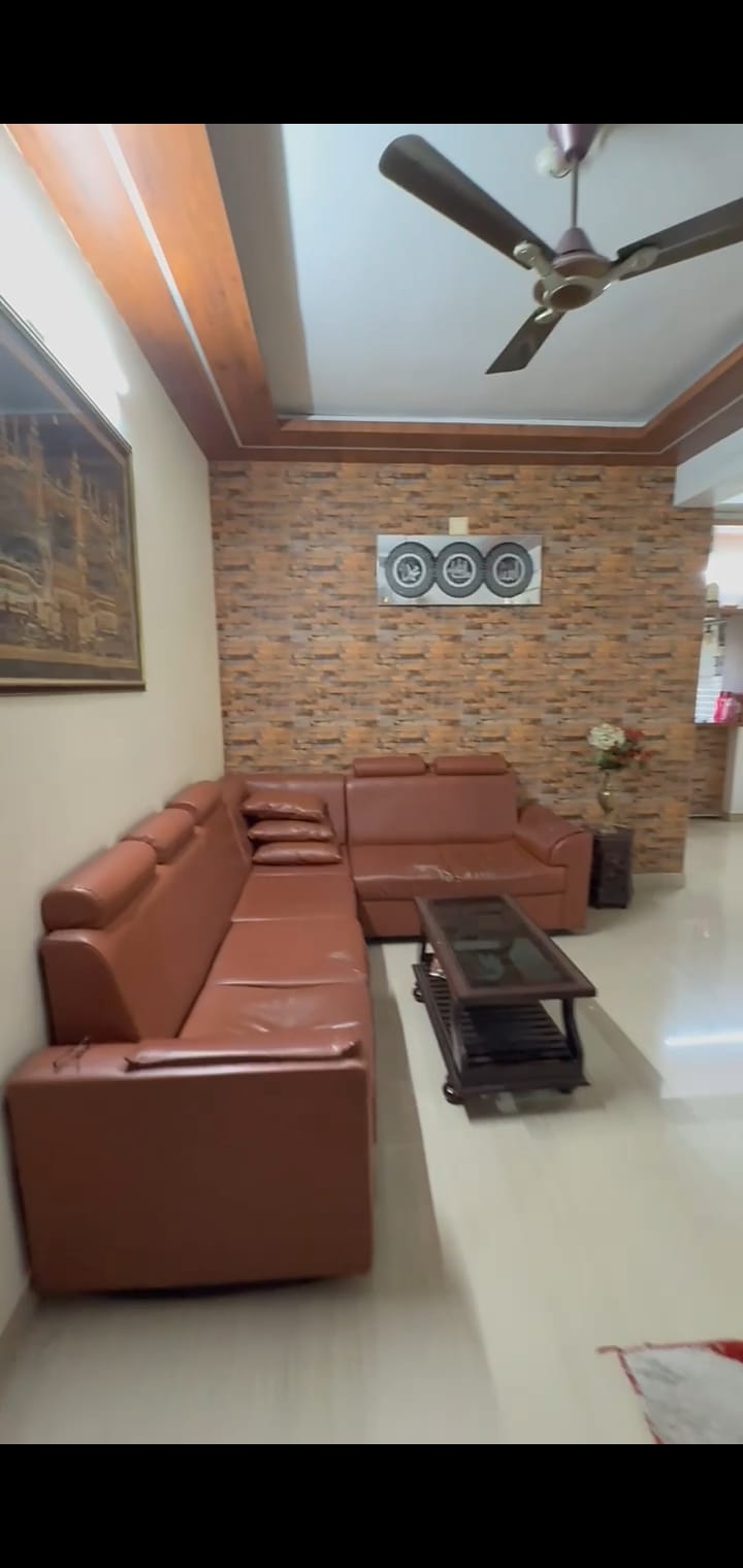 1250sqft 3BHK Fully furnished Apartment in Kaloor