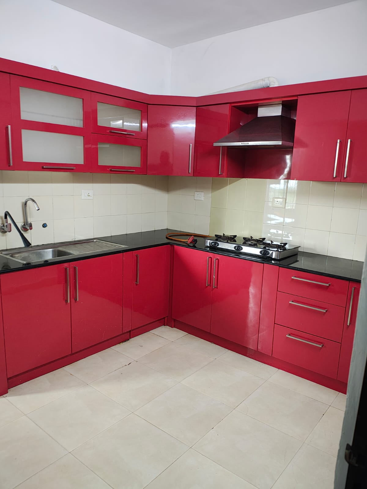 1275sqft, 3BHK Fully Furnished Apartment for sale near CSEZ, Kakkanad