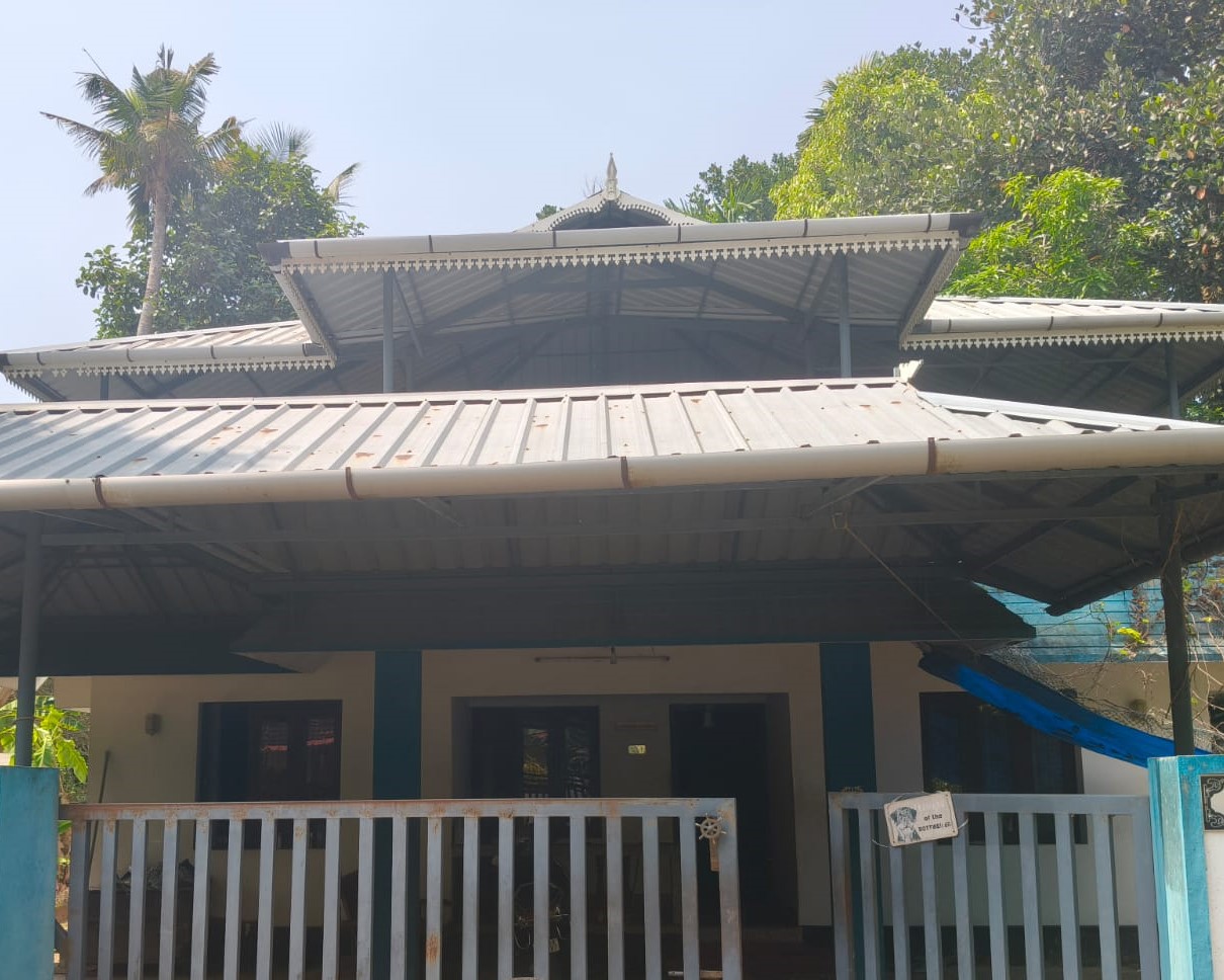 13.450cents of Land with 1100sqft old House