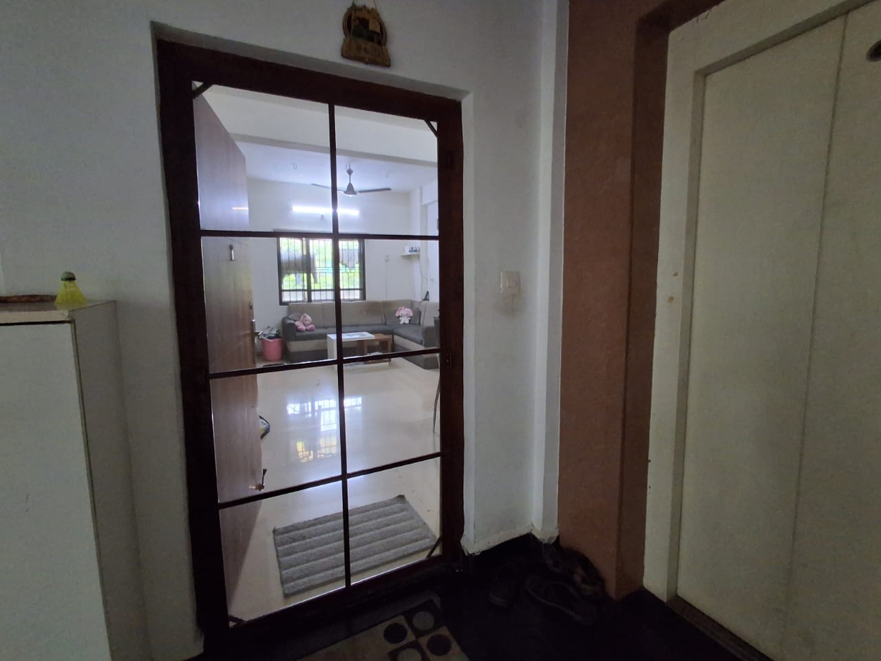1300sqft 2.5BHK Furnished Apartment