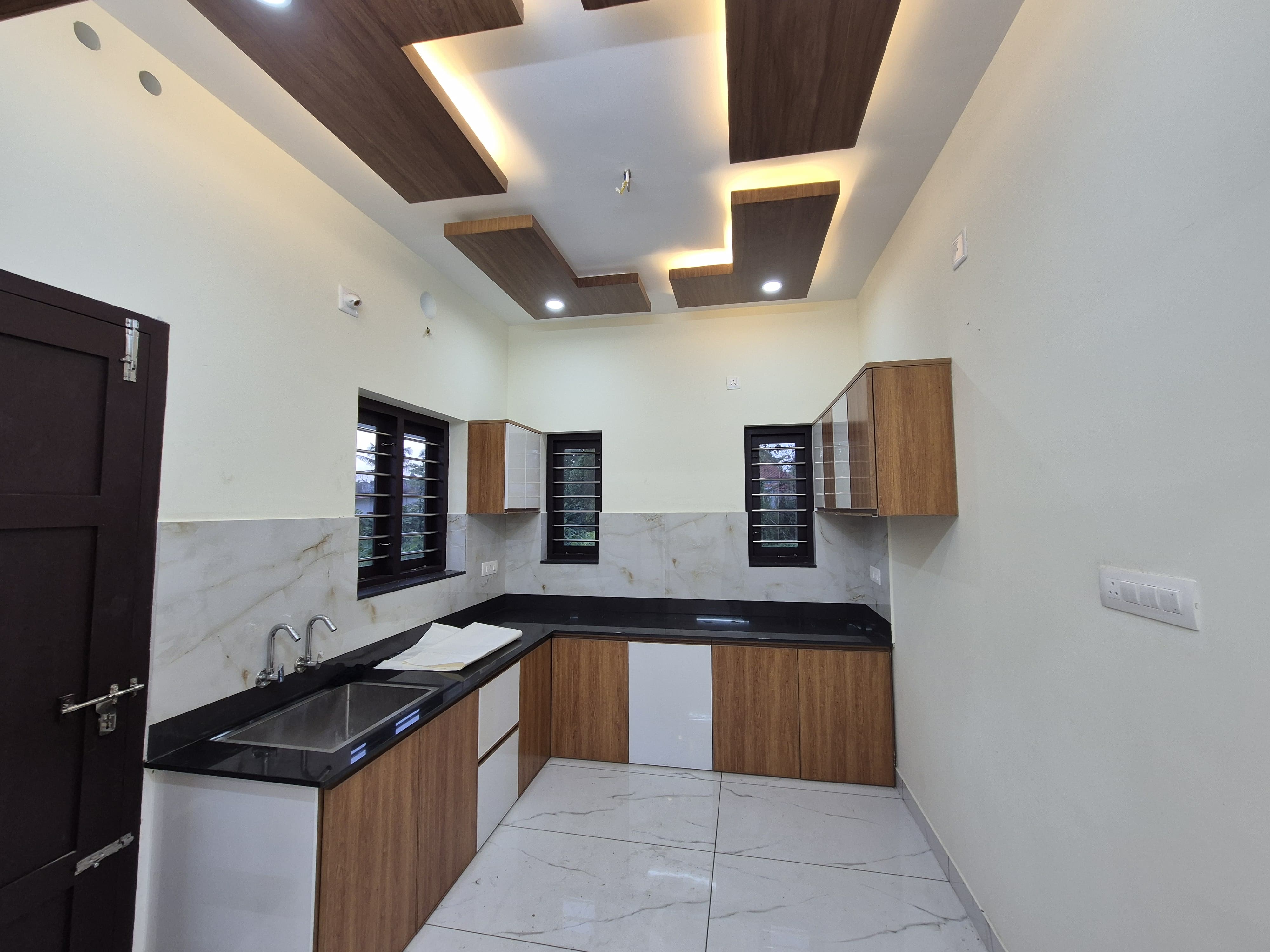 1300sqft 3BHK Semifurnished House with 3.500cents of Land