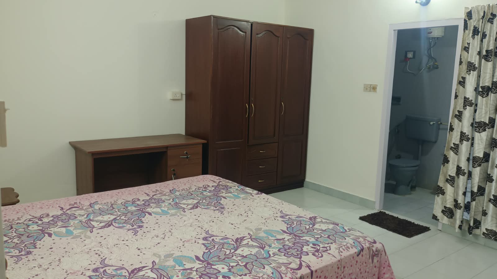 1320sqft 2BHK Fully furnished Luxury Flat