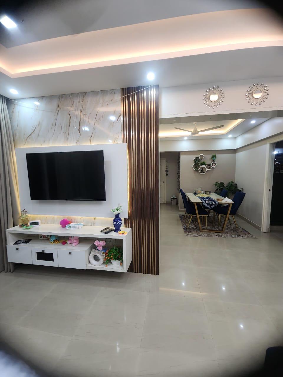 1350sqft 2BHK Fully furnished Flat