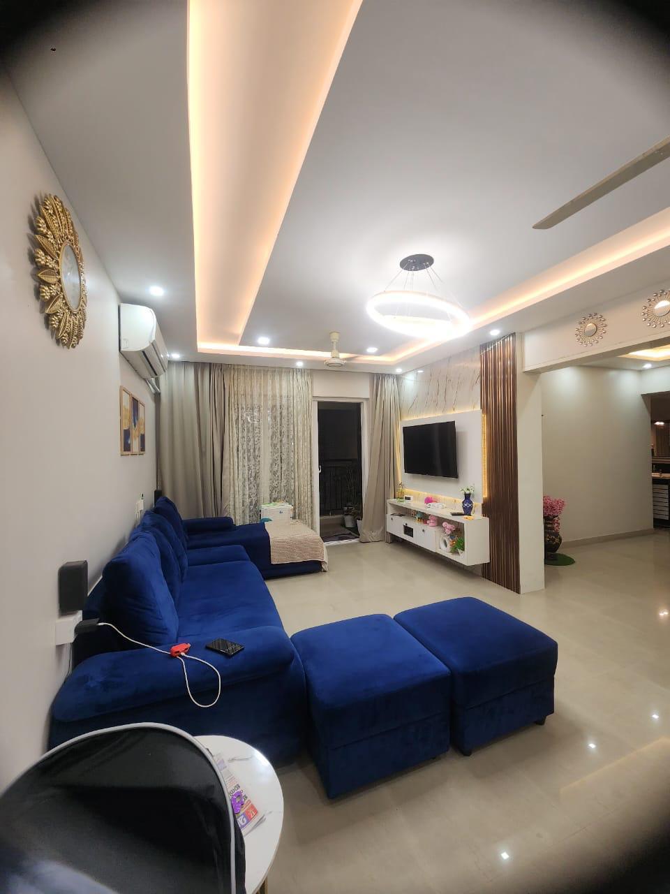 1350sqft 2BHK Fully furnished Flat