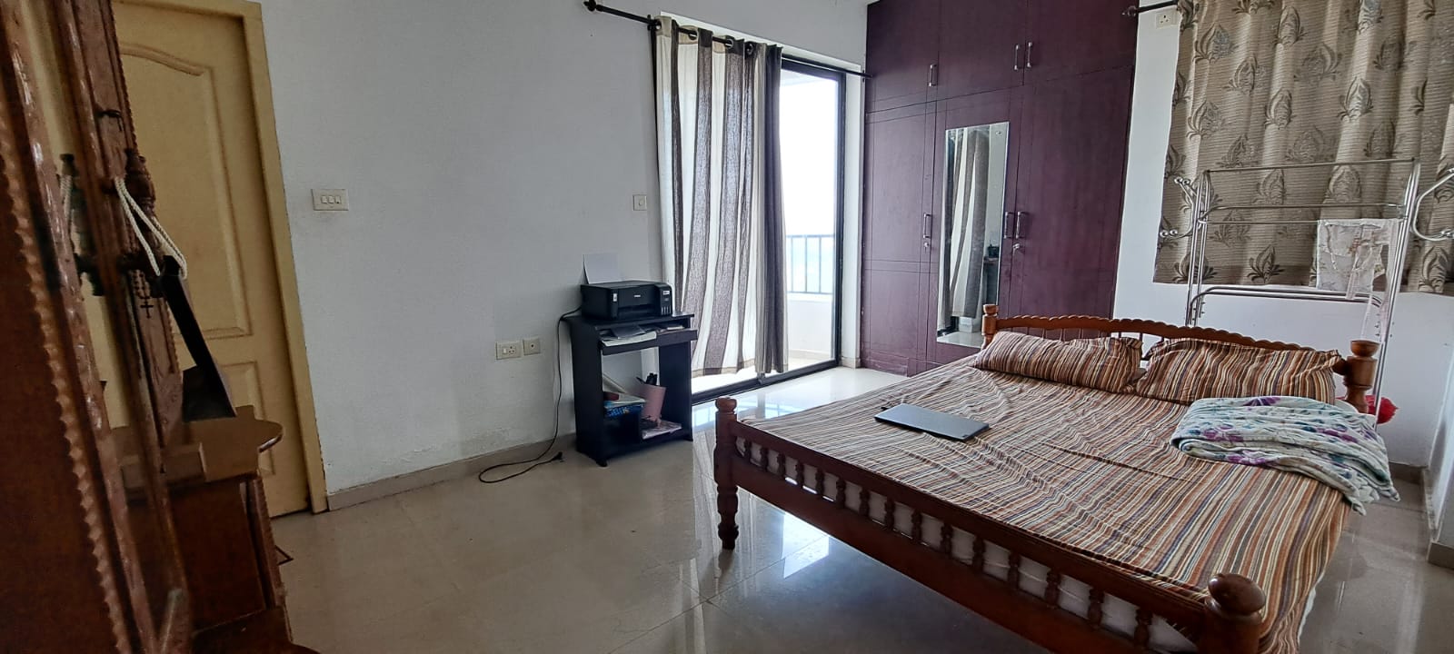 1382sqft, 3BHK Semifurnished Flat in Vikasavani, Kakkanad - for sale in Vikasavani, Kochi ( Ernakulam ), Kerala