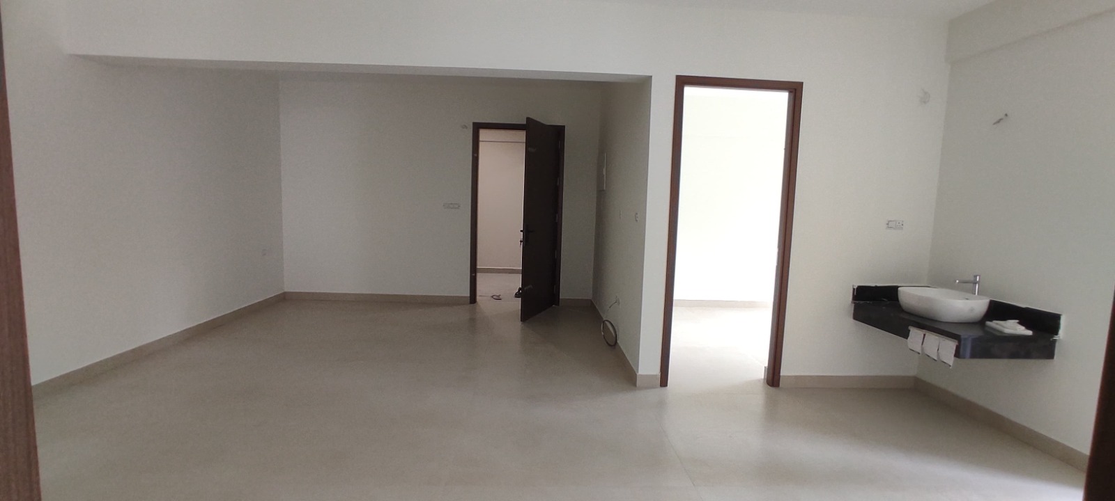 1395sqft 3BHK Semifurnished Apartment in Edapally - for sale in Edapally, Kochi ( Ernakulam ), Kerala