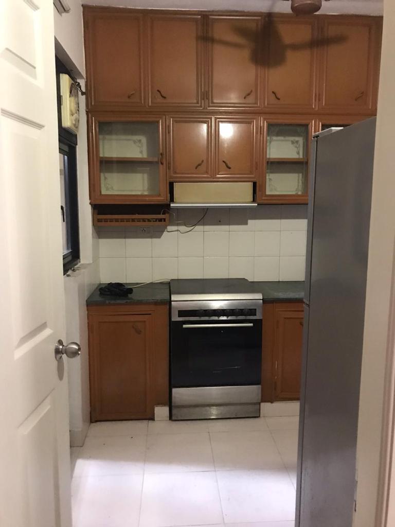 1400sqft 3BHK Fully furnished Flat