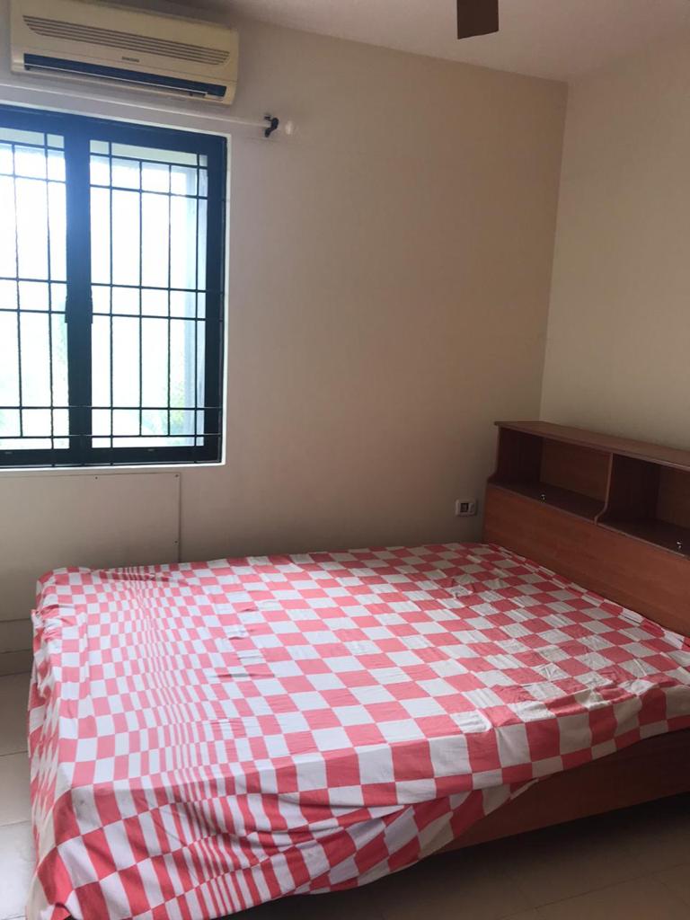 1400sqft 3BHK Fully furnished Flat