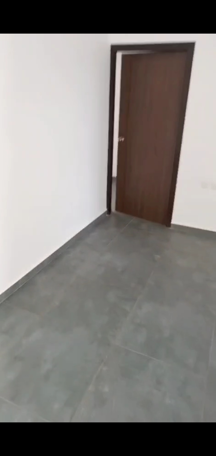 1400sqft 3BHK Unfurnished Brand New Flat