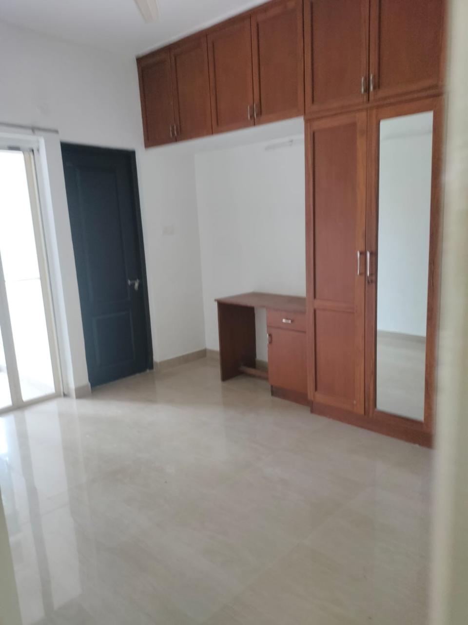 1420sqft 3BHK Semi furnished Flat - for sale in Kakkanad, Kochi ( Ernakulam ), Kerala