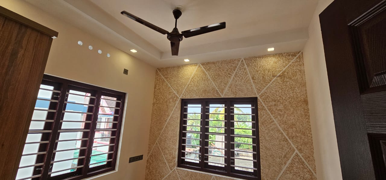 1425sqft 3BHK Semifurnished New House