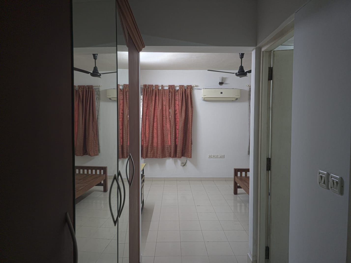 1445sqft 2BHK Fully furnished Flat