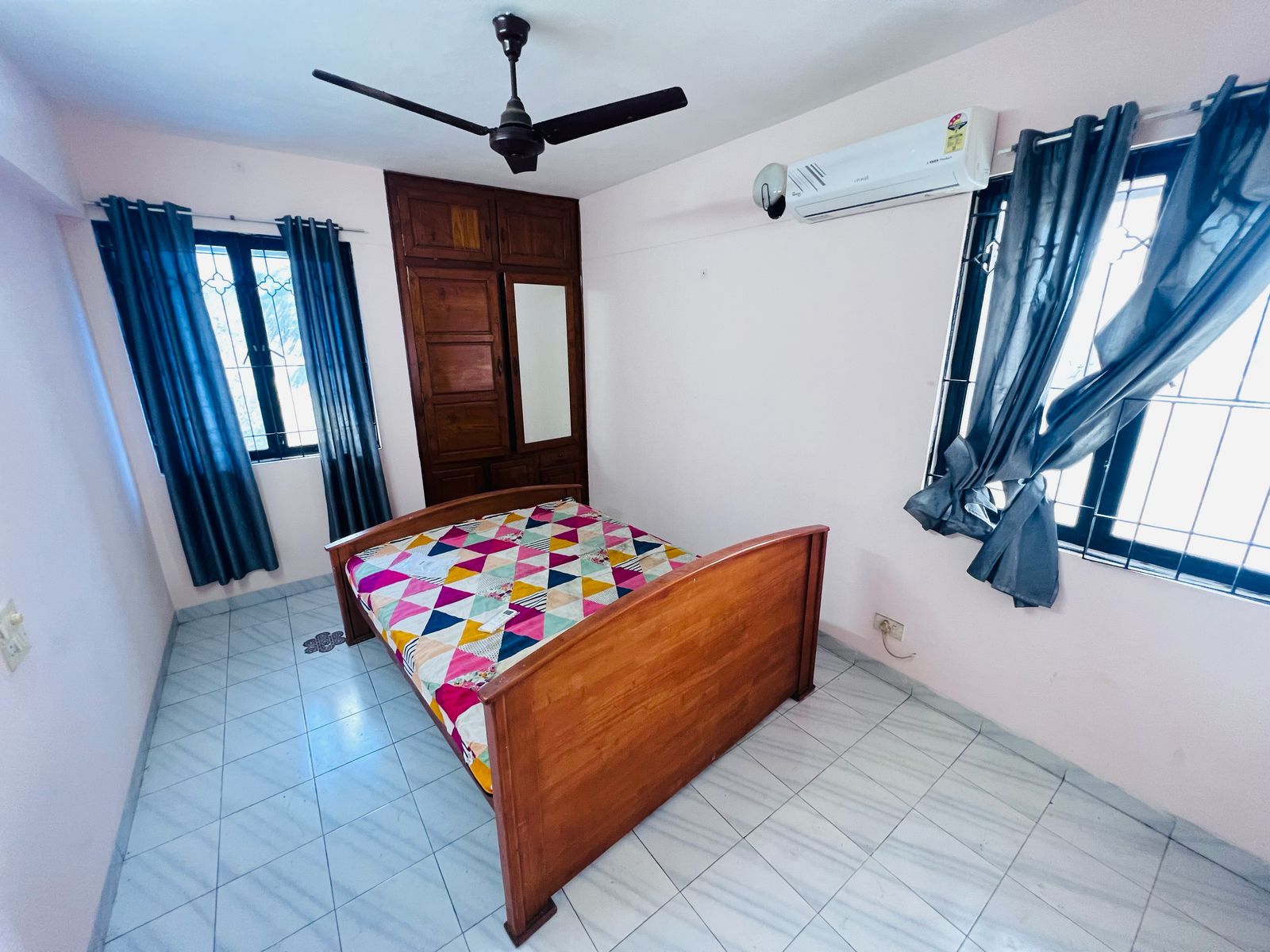 1450sqft 3BHK Furnished Flat
