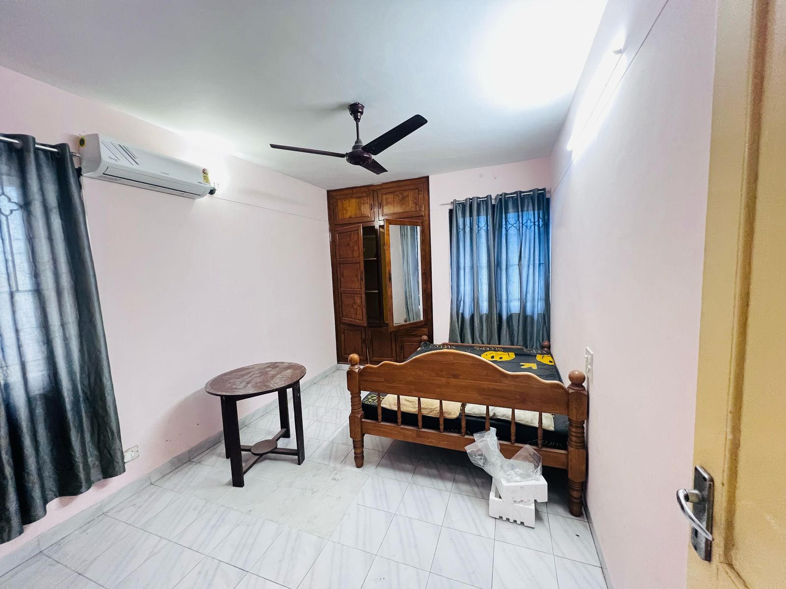 1450sqft 3BHK Furnished Flat
