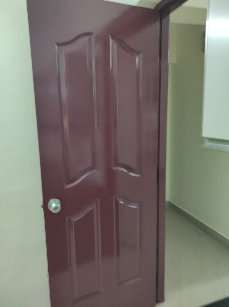 1450sqft 3BHK Semifurnished Flat