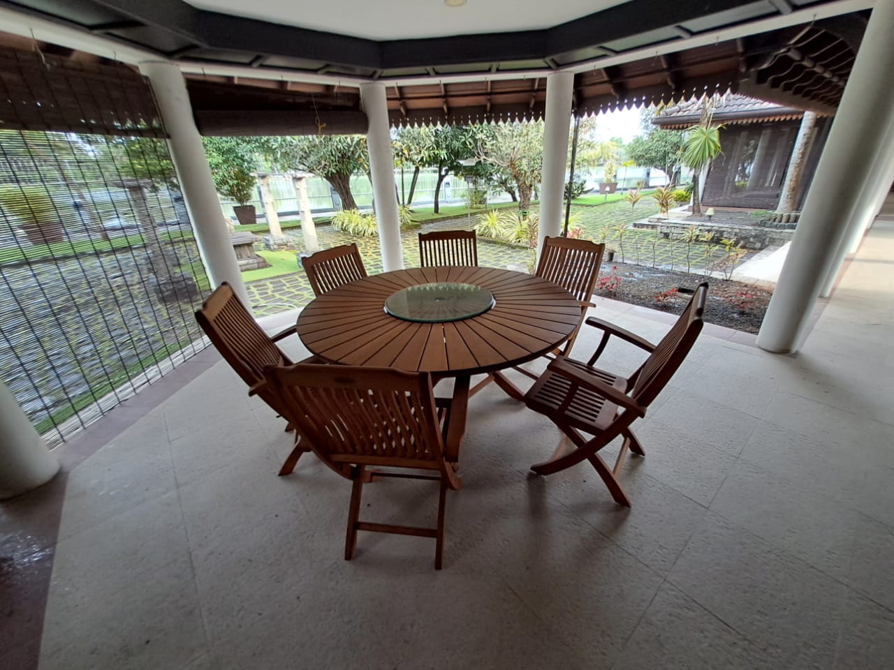 15000sqft Fully Furnished House