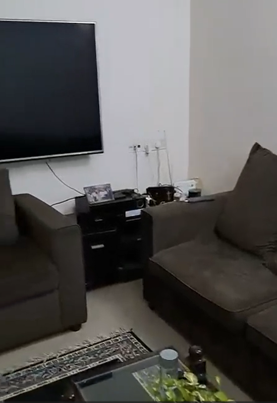 1500sqft 2BHK Semifurnished Flat