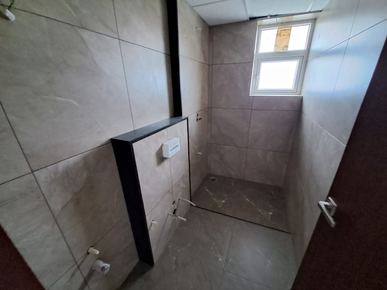1500sqft 3BHK Brand New Apartment
