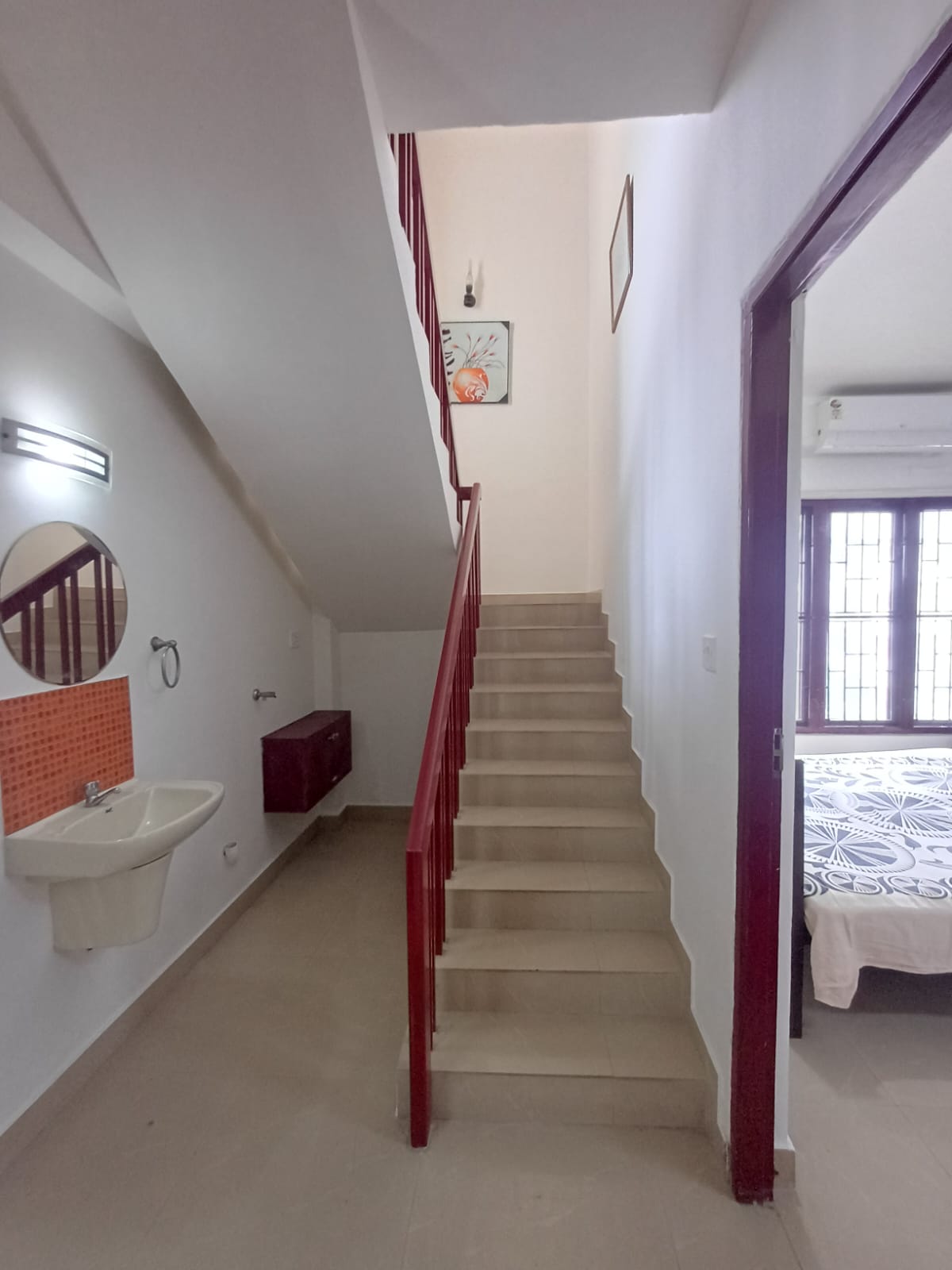 1500sqft 3BHK duplex flat Fully furnished