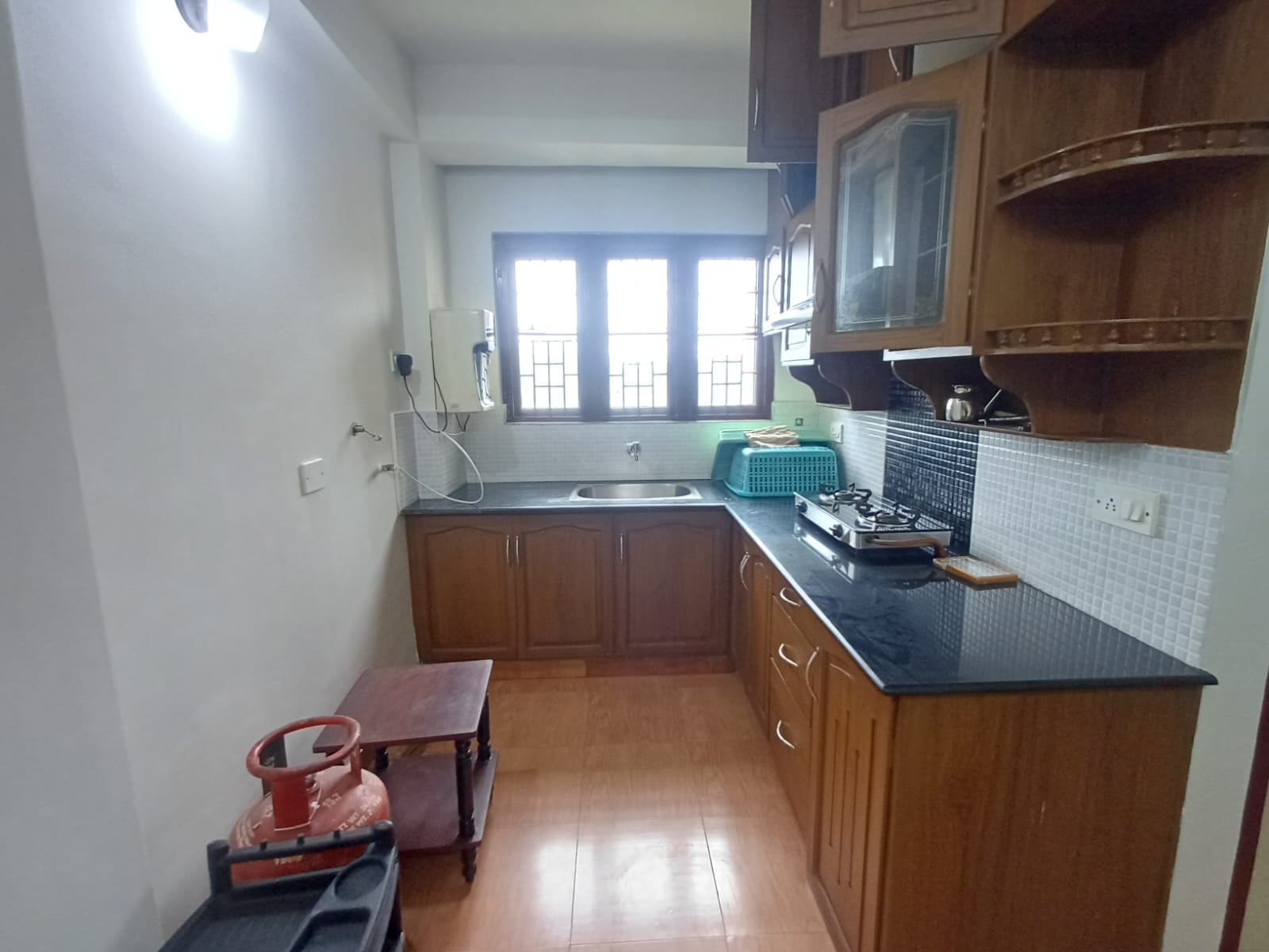 1500sqft 3BHK duplex flat Fully furnished