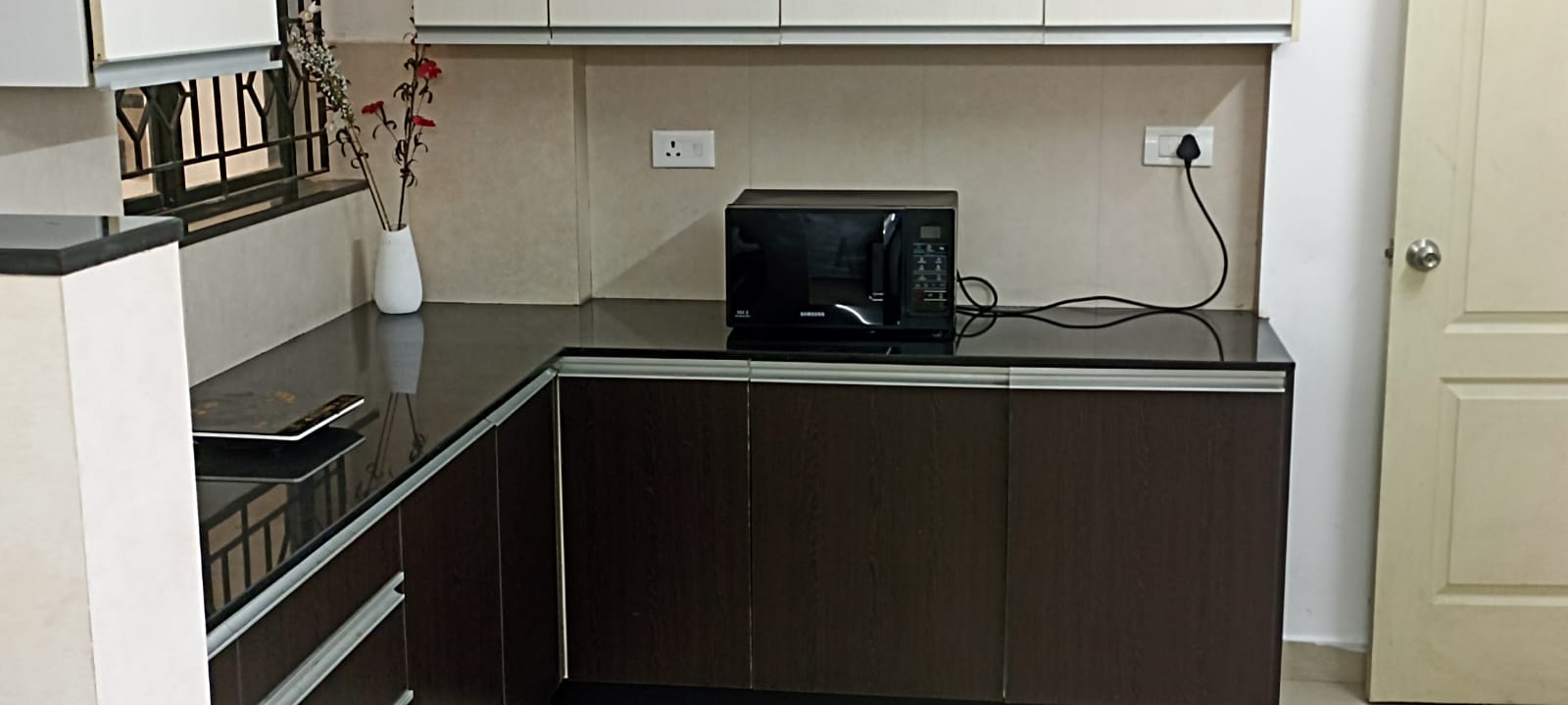 1500sqft 3bhk Fully furnished