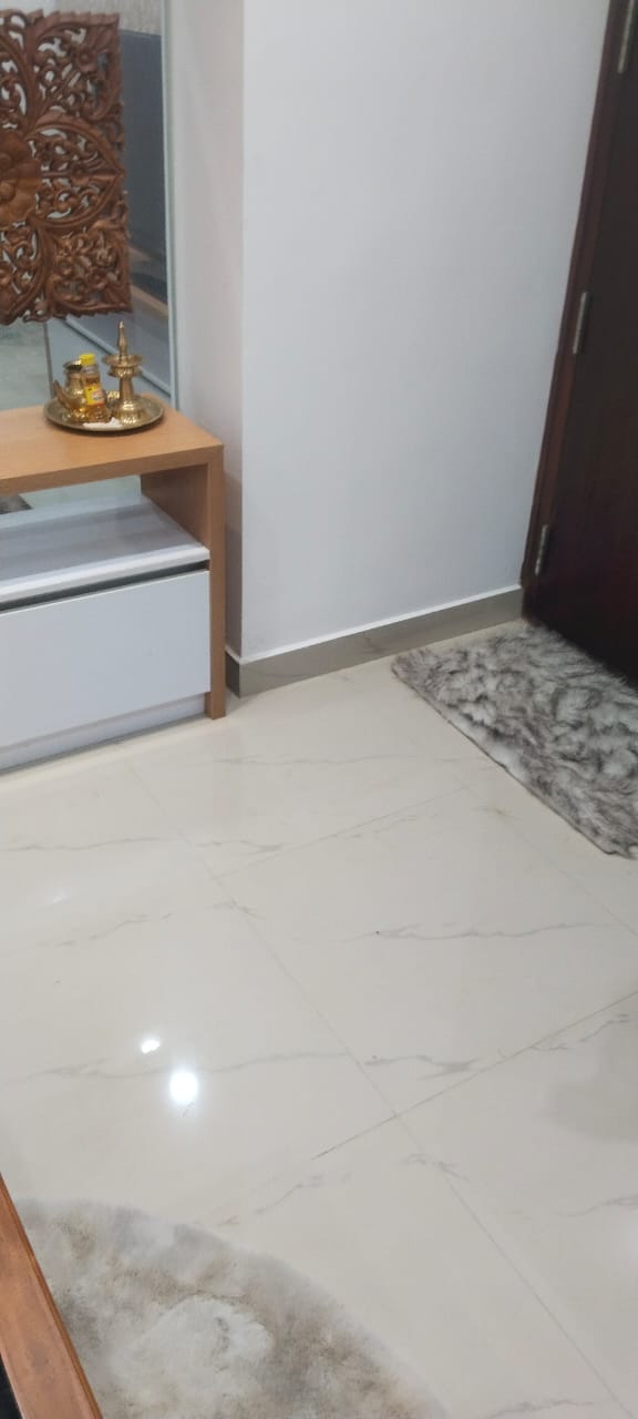 1500sqft 3BHK Fully furnished Apartment
