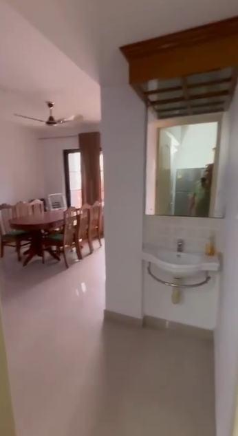 1500sqft 3BHK Fully furnished Flat