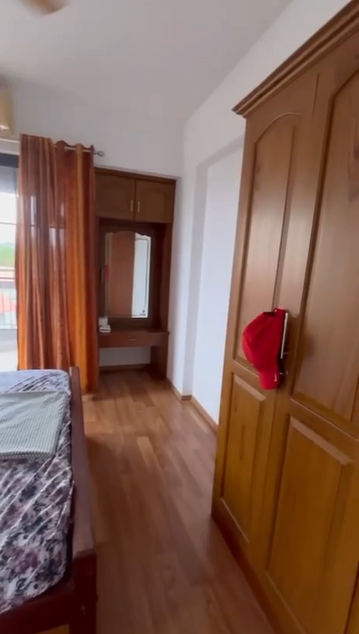 1500sqft 3BHK Fully furnished Flat