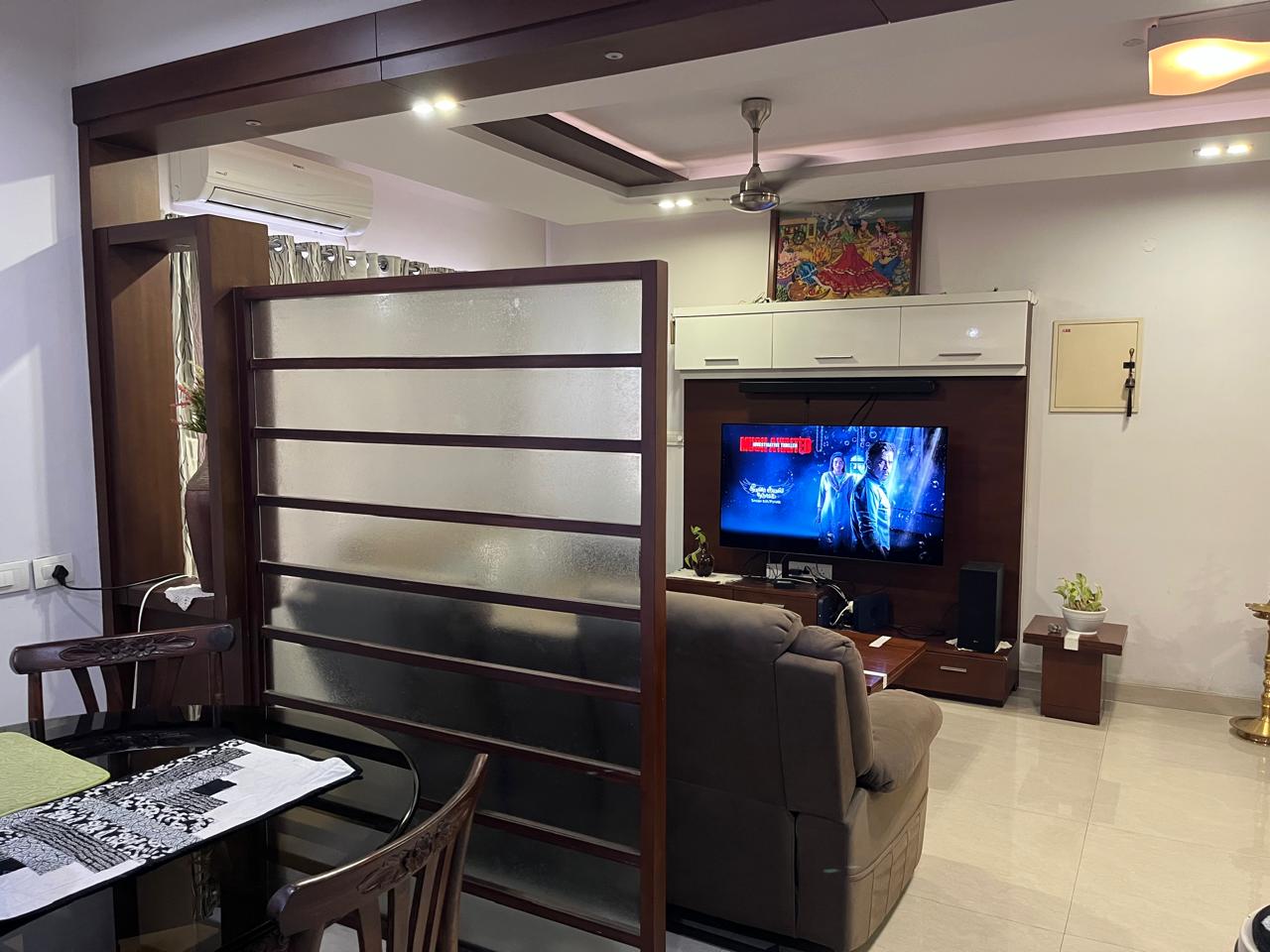 1500sqft 3BHK Semifurnished Flat