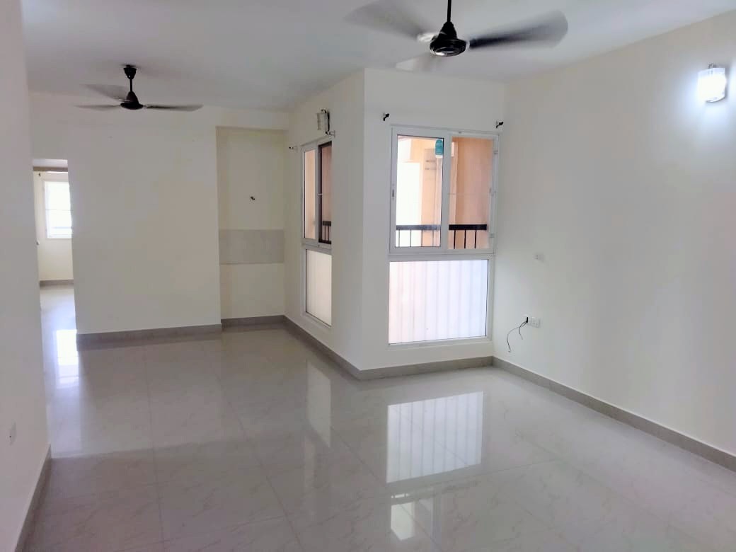 1500sqft 3BHK Semifurnished Flat