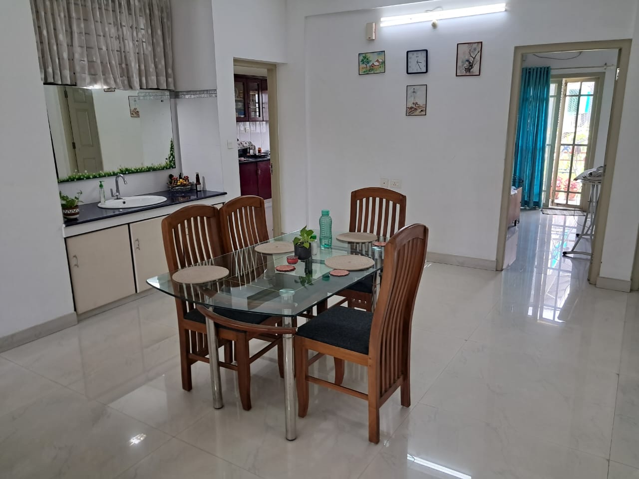 1515sqft 3BHK Fully furnished Apartment