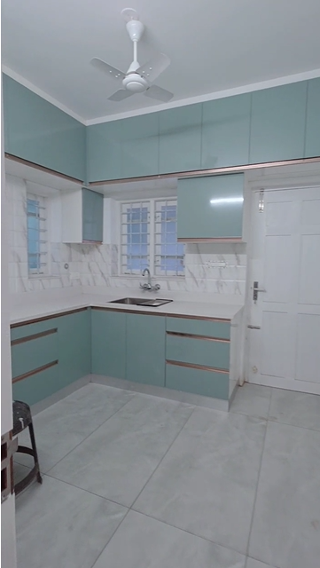 1530sqft 3BHK Semifurnished House with 4.100cents of Land