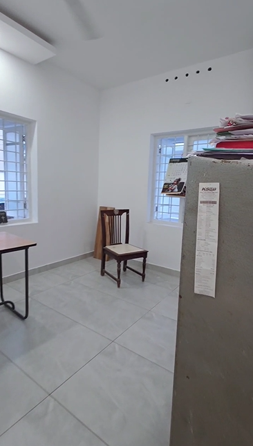 1530sqft 3BHK Semifurnished House with 4.100cents of Land