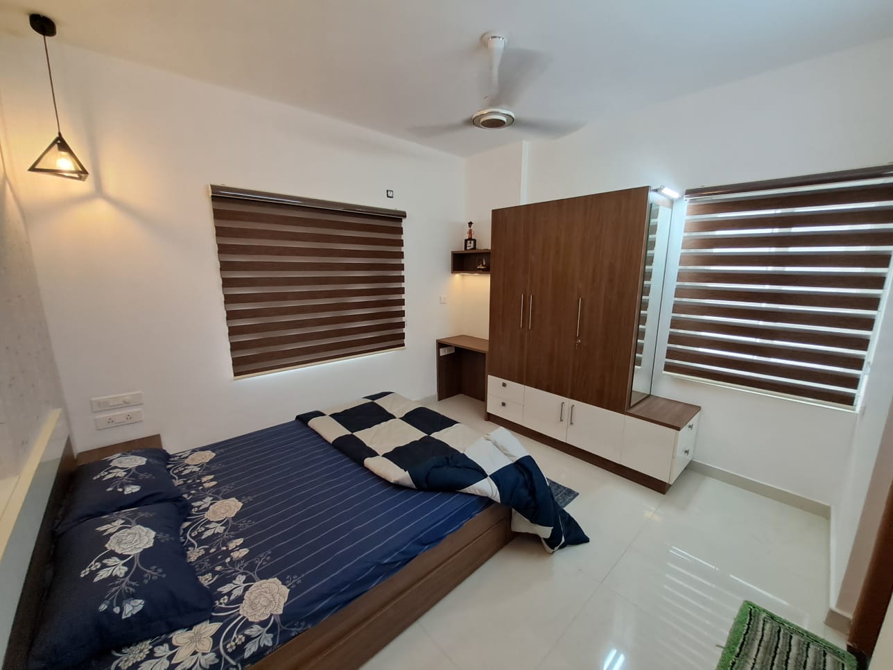 1573sqft 3BHK Fully Furnished Luxury Flat