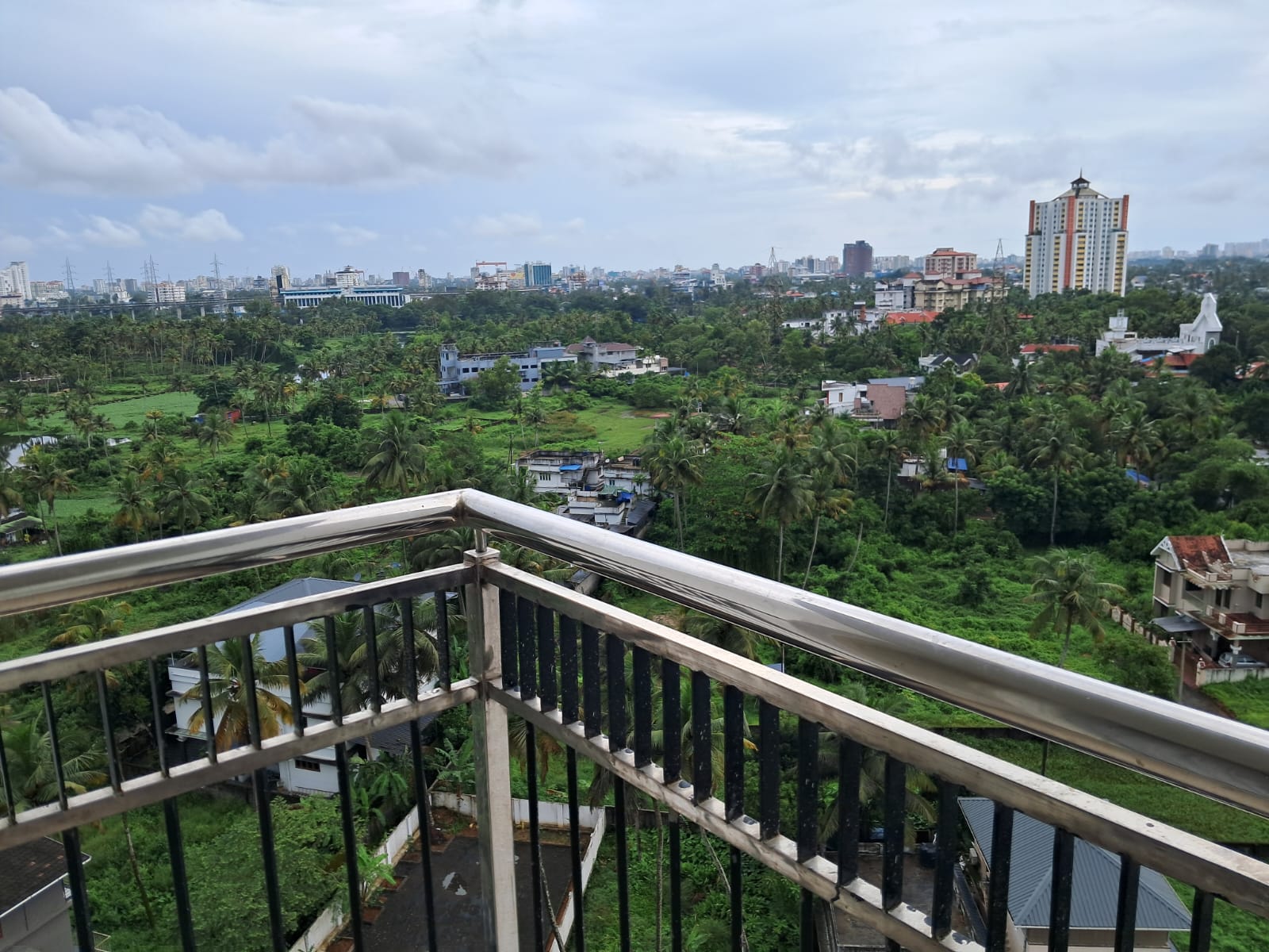 1573sqft 3BHK Fully Furnished Luxury Flat